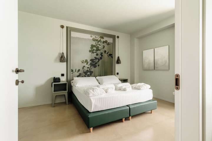 Room 54 of 121