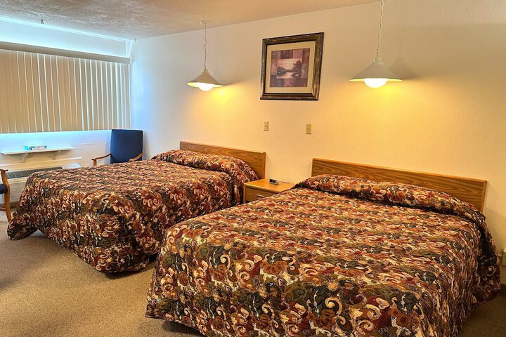 Room 6 of 35
