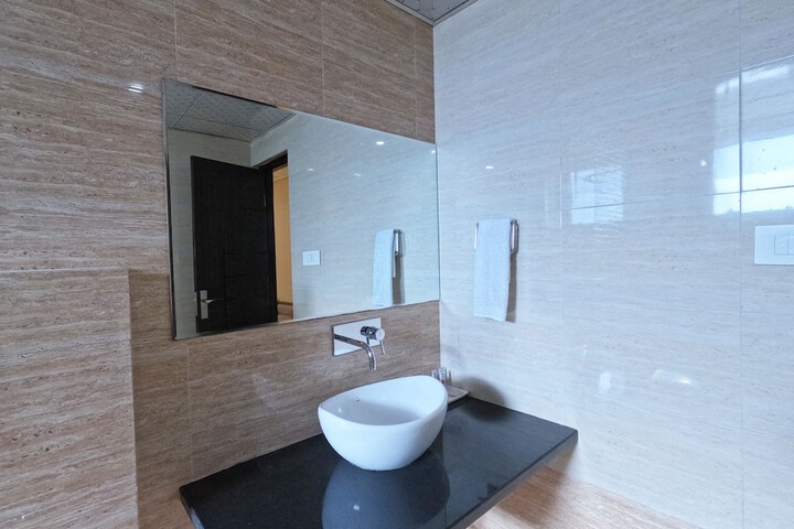 Room 45 of 71