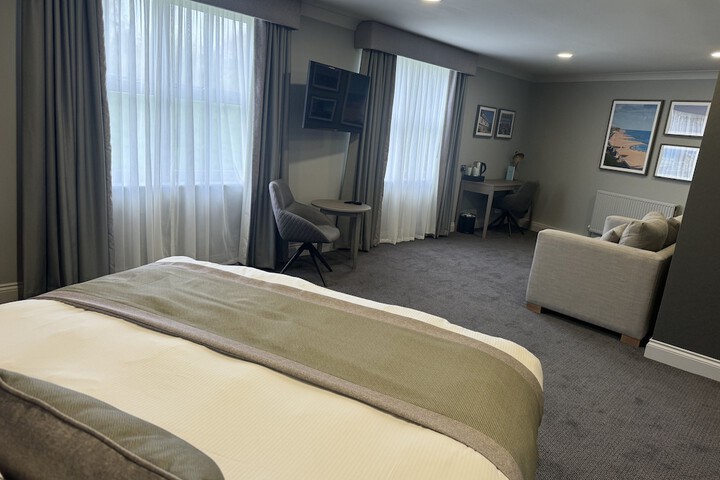 Room 16 of 82