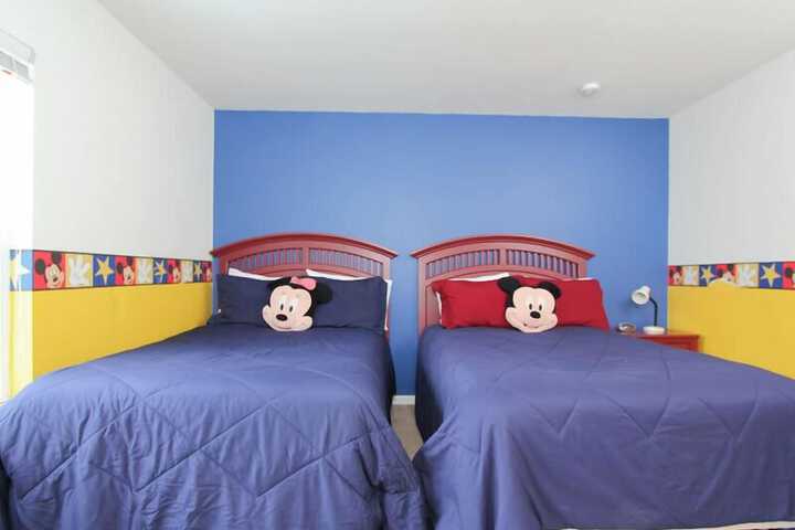 Room 3 of 25