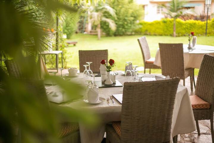 Dining Photos