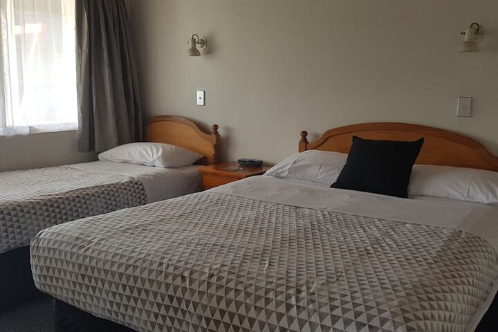 Room 12 of 48