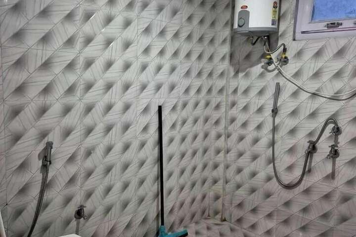Room 17 of 29