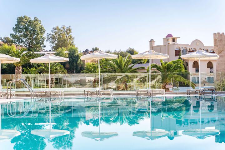 Pool 78 of 121