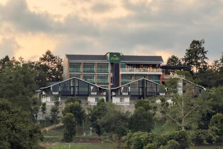 Maan Fa Hotel