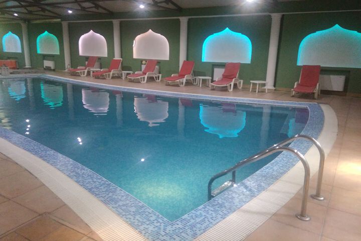Pool 30 of 50