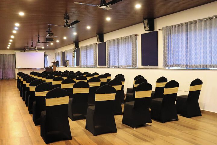 Ballroom/Hall 57 of 67