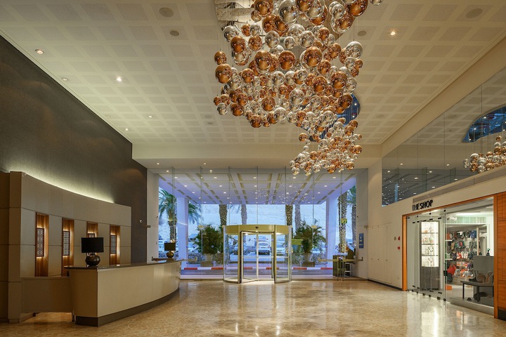 Guest Lobby