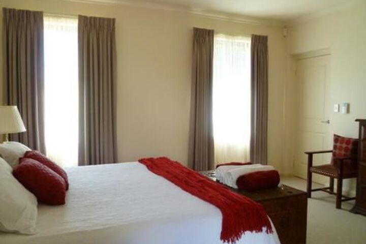 Room 7 of 34