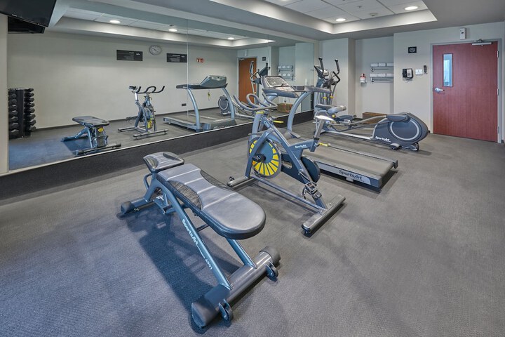 Hotel Gym Photos