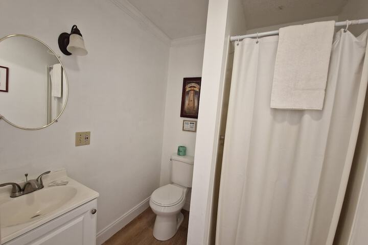 Room 30 of 40
