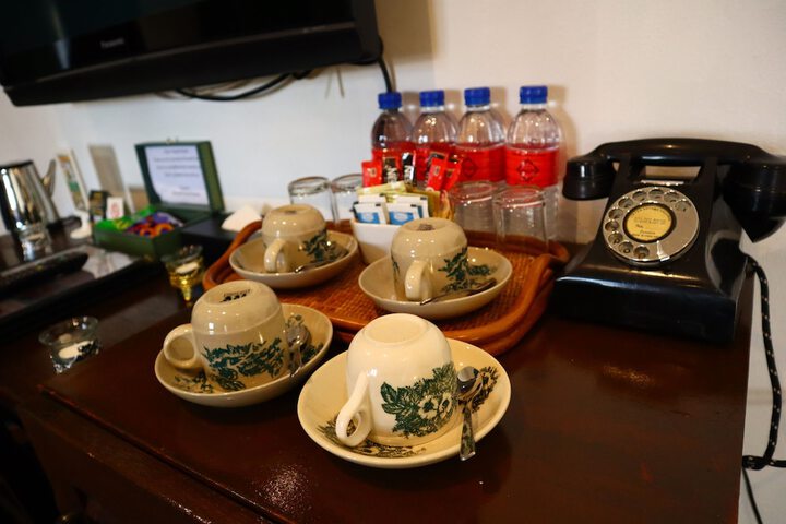 Breakfast/Coffee Service 73 of 108