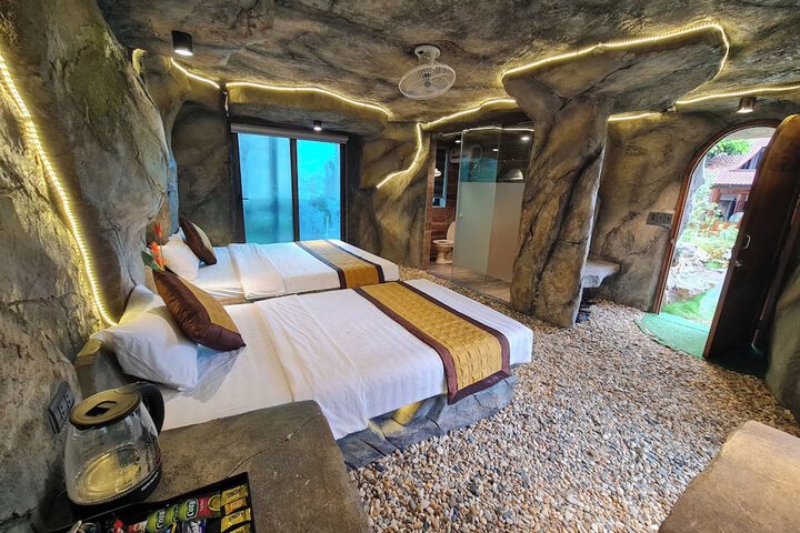 Room 20 of 66