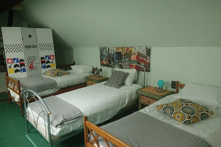 Room 3 of 13