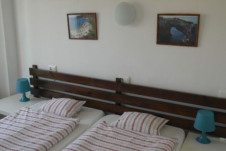 Room 19 of 51