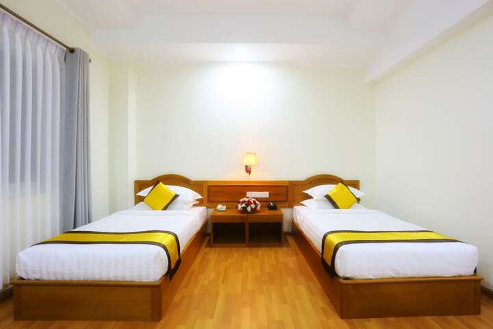 Room 15 of 34