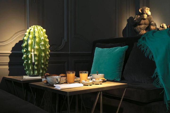 Breakfast/Coffee Service 6 of 32