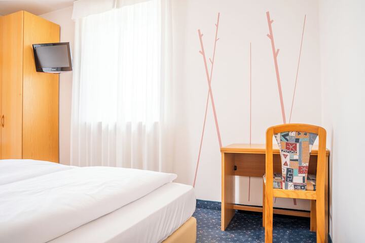 Room 78 of 115