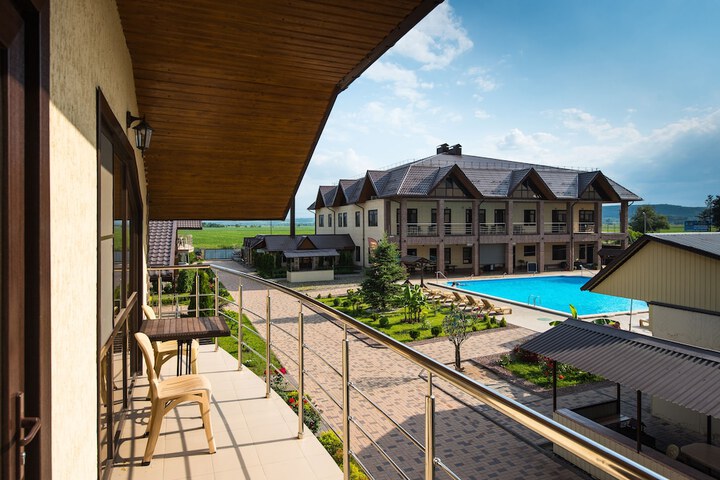 Terrace/Patio 27 of 70