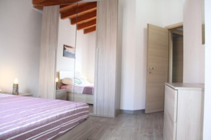Room 45 of 53