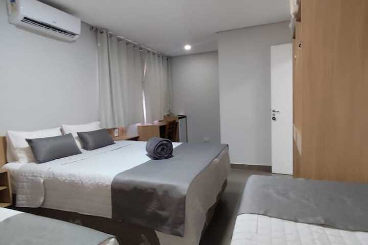 Room 19 of 34