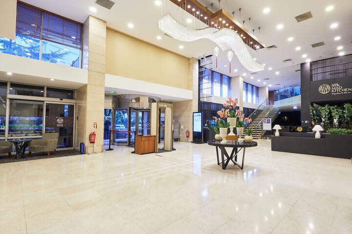 Hotel Lobby
