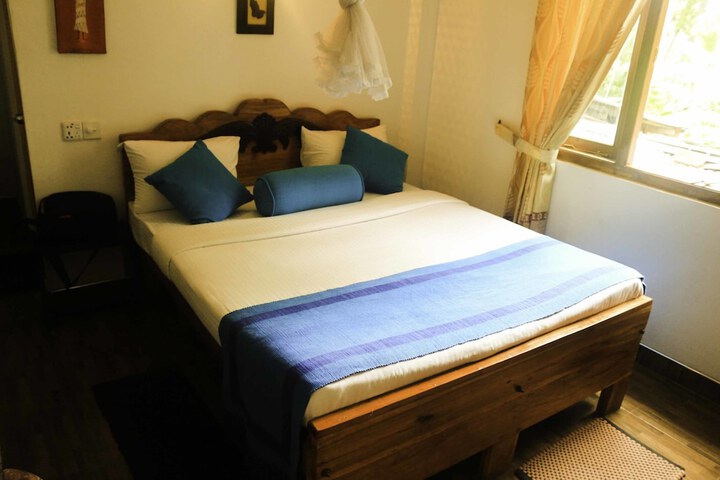 Room 2 of 13