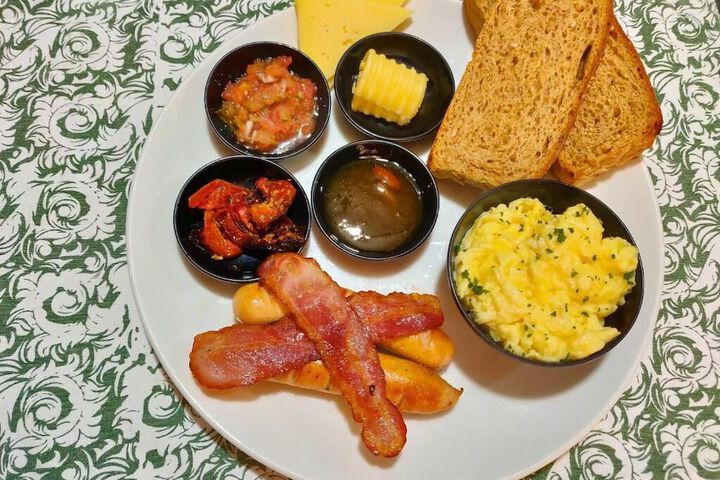 Breakfast/Coffee Service 26 of 52