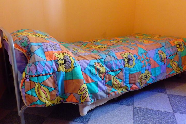 Room 4 of 4