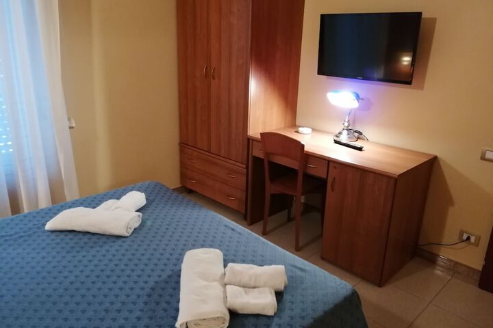 Room 21 of 73