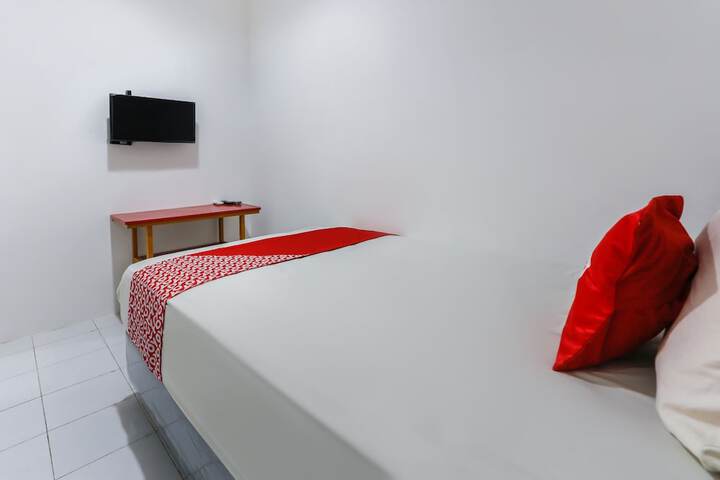 Room 11 of 29