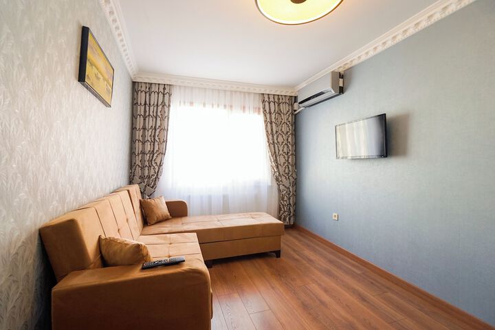 Room 17 of 25