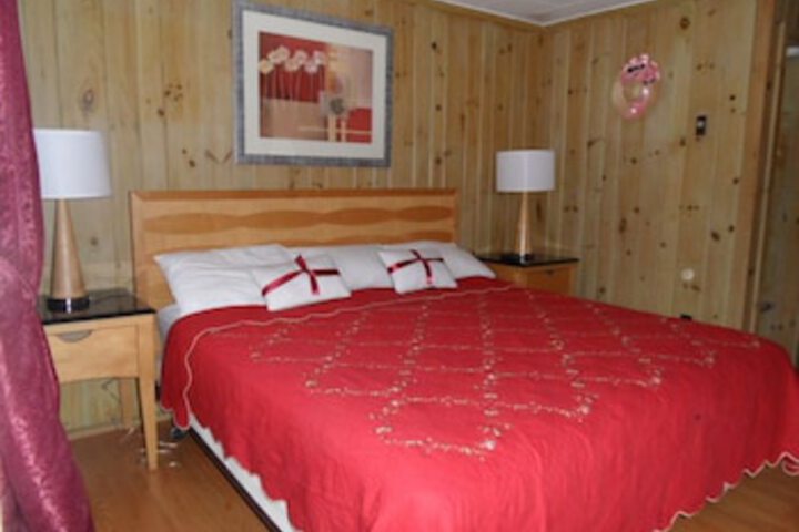Room 16 of 345