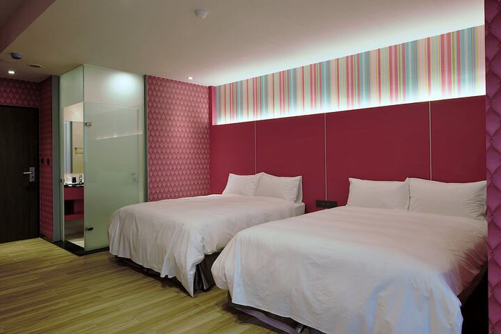 Room 12 of 55