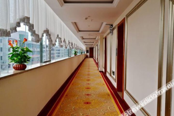 Hotel Interior 10 of 19