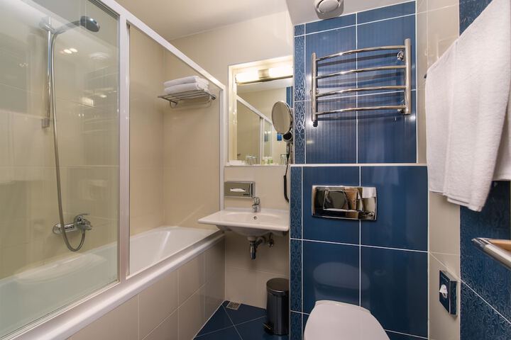 Room 30 of 59