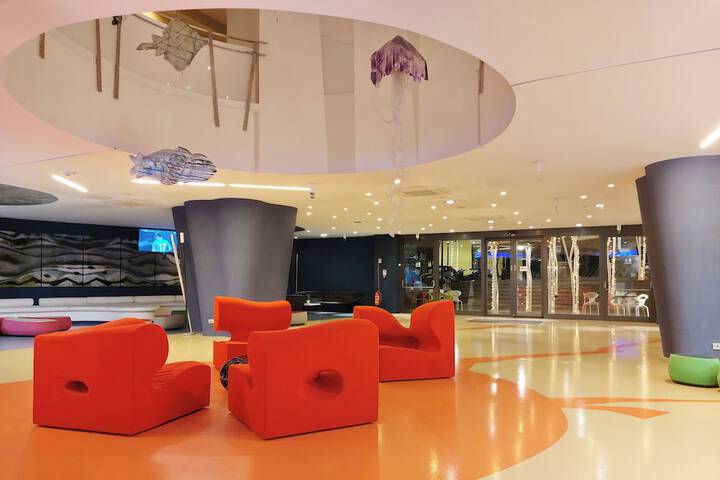 Hotel Interior 23 of 146