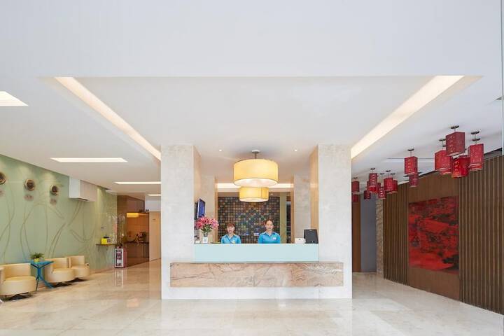 Hotel Lobby