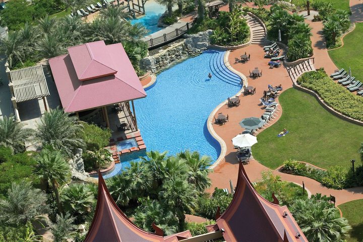 Pool 53 of 152