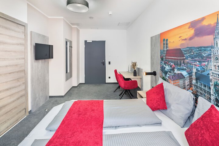 Room 18 of 40