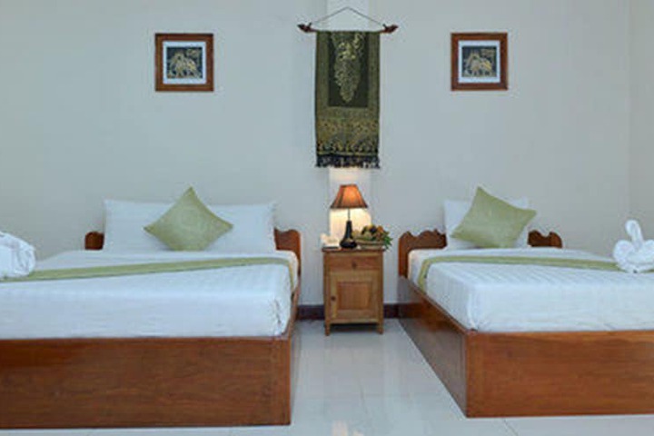 Room 12 of 29