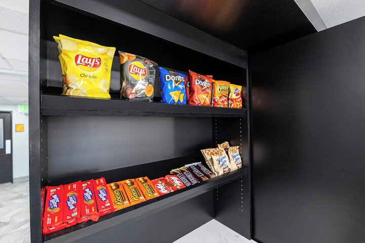 Snack bar
