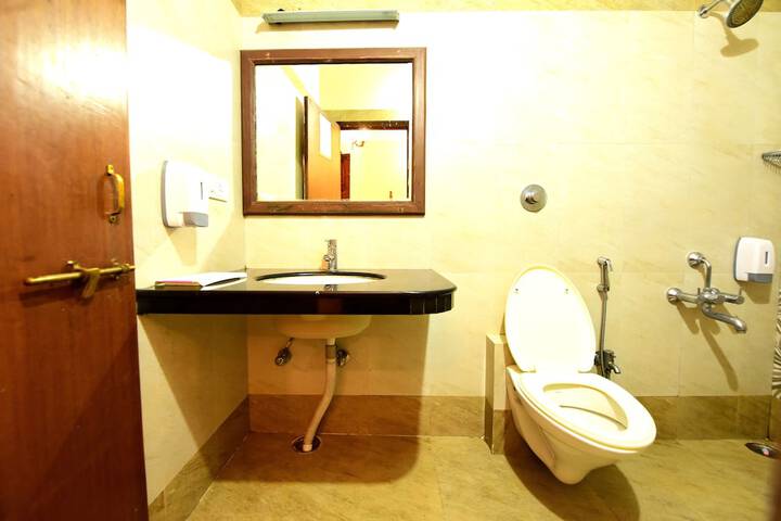 Room 58 of 77