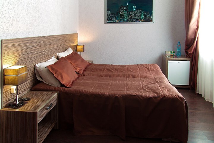 Room 19 of 39