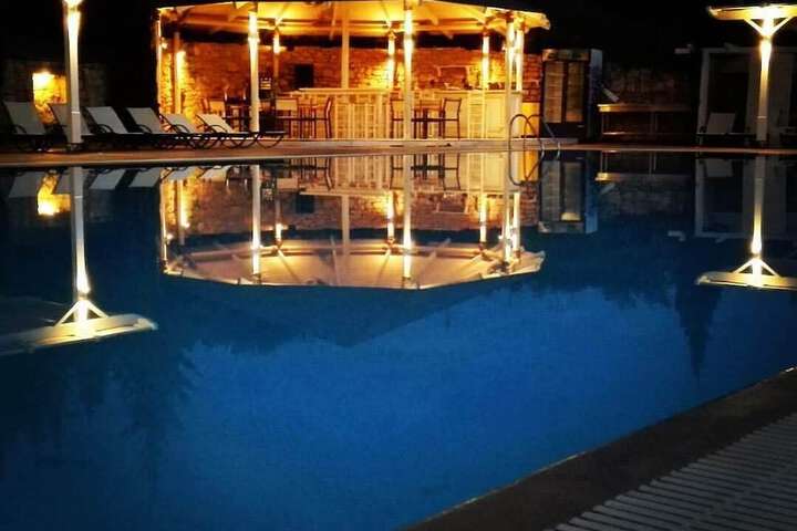 Pool 27 of 89