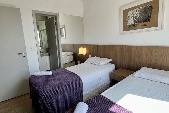 Room 6 of 30