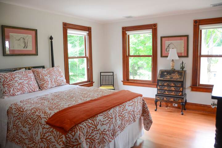 Room 5 of 29