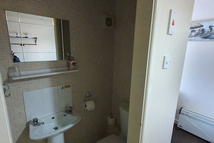 Room 67 of 97