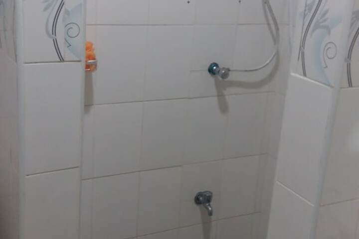 Room 6 of 22